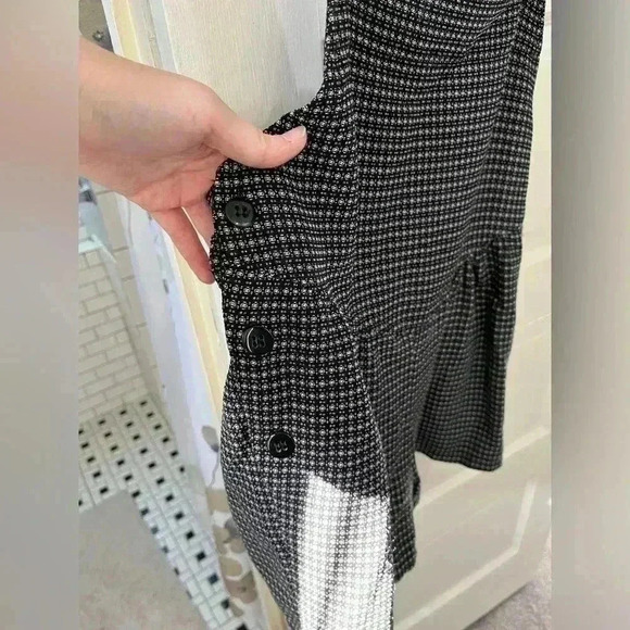 UO Urban Renewal Suspender Romper XS pinafore shorts black white overalls - Picture 3 of 8